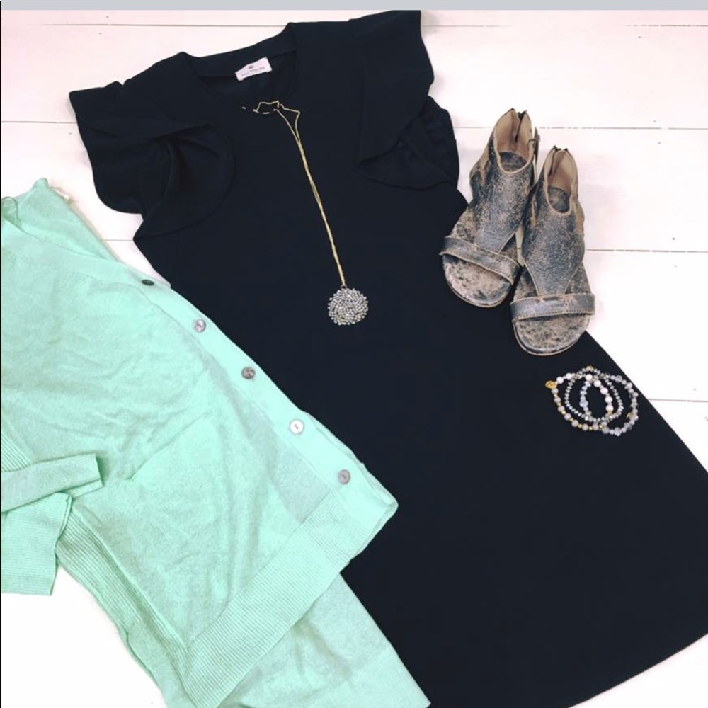 Navy blue accent 👗 dress 👗